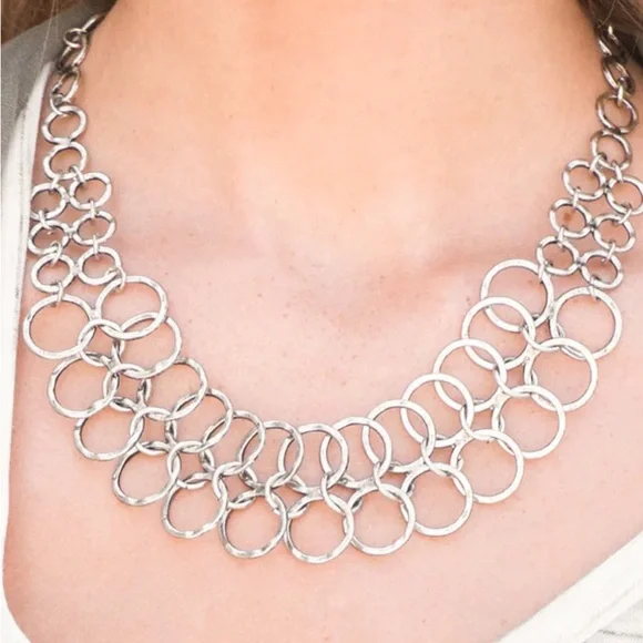 Elegant Silver Chain Necklace - Picture 1 of 2